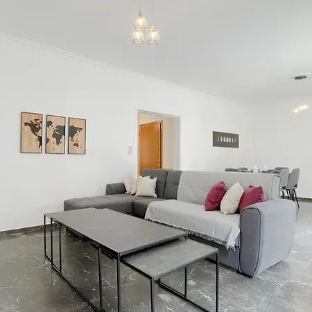 Filis Sunny 80sqm Apt In Viktoria
