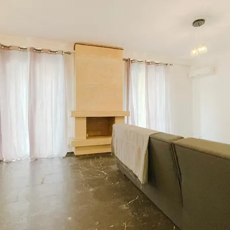 Apartment Filis Sunny 80sqm Apt In Viktoria