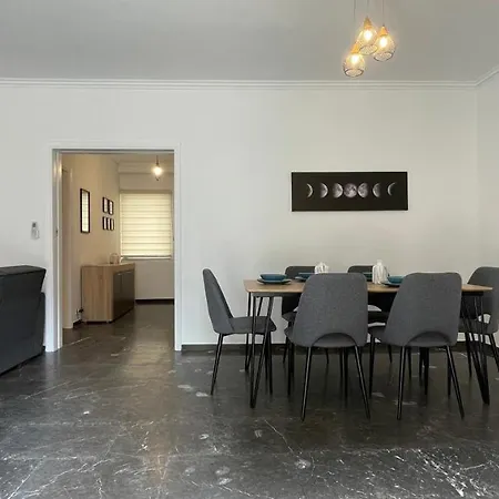 Filis Sunny 80sqm Apt In Viktoria *