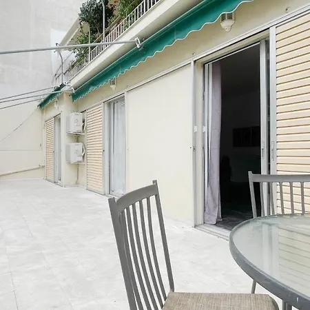 Filis Sunny 80sqm Apt In Viktoria * Athens